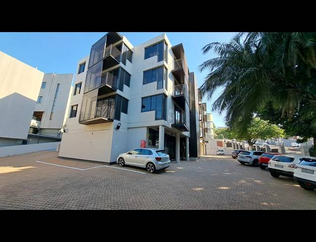 BUSINESS PROPERTY TO RENT IN ESSENWOOD